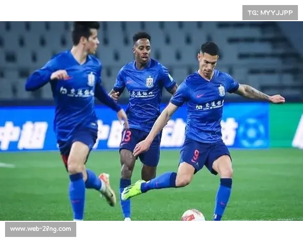 海港三连冠背后的务实打法与稳健心态分析